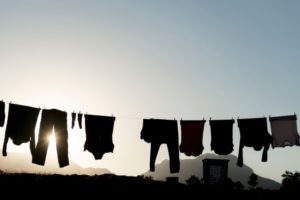 Read more about the article Richtig Wäsche waschen – so bleibt Deine Kleidung länger haltbar